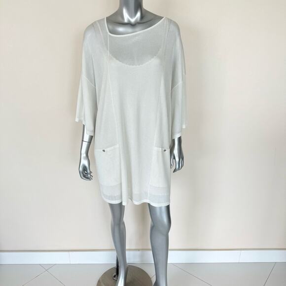 CHANEL women blouse size 40 FR or size 8 US Authentic Retail 3800$ - Picture 2 of 16